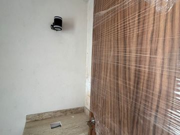 VENTA DE CASA NUEVA EN LA ANTIGUA CEMENTERA 5 RECAMARAS (SOTANO)