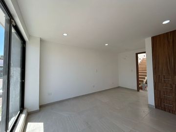 VENTA DE CASA NUEVA EN LA ANTIGUA CEMENTERA 5 RECAMARAS (SOTANO)