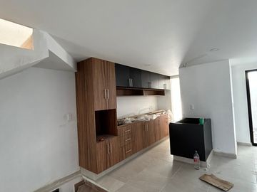 VENTA DE CASA NUEVA EN LA ANTIGUA CEMENTERA 5 RECAMARAS (SOTANO)