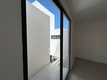 VENTA DE CASA NUEVA EN LA ANTIGUA CEMENTERA 5 RECAMARAS (SOTANO)