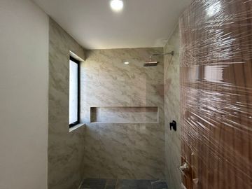 VENTA DE CASA NUEVA EN LA ANTIGUA CEMENTERA 5 RECAMARAS (SOTANO)