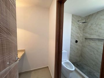 VENTA DE CASA NUEVA EN LA ANTIGUA CEMENTERA 5 RECAMARAS (SOTANO)