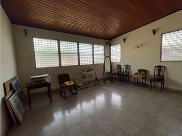 Venta de Casa de esquina en Penonomé, Calle Damián Carles.