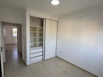DEPARTAMENTO VENTA TRES AMB, COCHERA RAMOS MEJIA