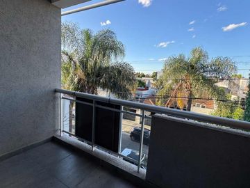 DEPARTAMENTO VENTA TRES AMB, COCHERA RAMOS MEJIA