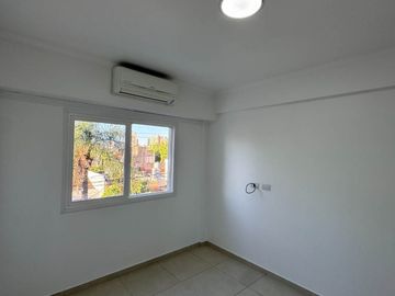 DEPARTAMENTO VENTA TRES AMB, COCHERA RAMOS MEJIA