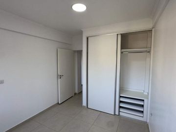 DEPARTAMENTO VENTA TRES AMB, COCHERA RAMOS MEJIA
