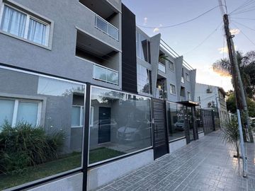 DEPARTAMENTO VENTA TRES AMB, COCHERA RAMOS MEJIA
