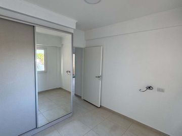 DEPARTAMENTO VENTA TRES AMB, COCHERA RAMOS MEJIA