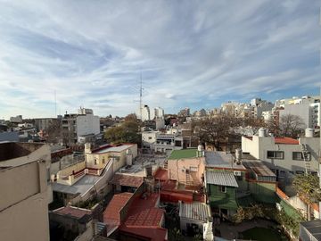 VENTA SEMIPISO 2 AMB- DEVOTO C/BALCON LUMINOSO!