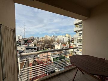 VENTA SEMIPISO 2 AMB- DEVOTO C/BALCON LUMINOSO!