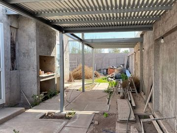 Casa en Olivares de Cipolletti en Luján de Cuyo