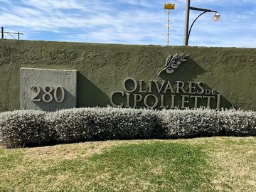 Casa en Olivares de Cipolletti en Luján de Cuyo