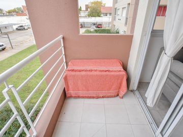 DEPARTAMENTO 2 AMBIENTES VENTA WILDE con Pileta