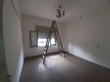 CASA EN LA MEJOR ZONA DE SAN LORENZO