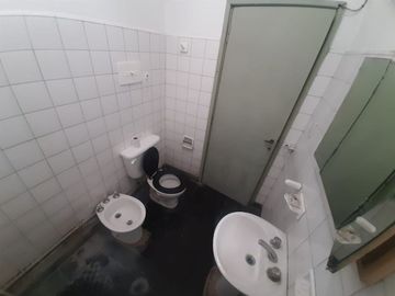 CASA EN LA MEJOR ZONA DE SAN LORENZO
