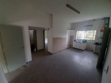 CASA EN LA MEJOR ZONA DE SAN LORENZO