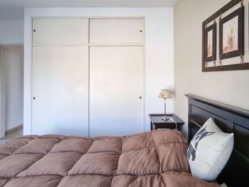 Venta departamento dos amb. con cochera San Isidro