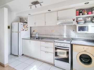 Venta departamento dos amb. con cochera San Isidro