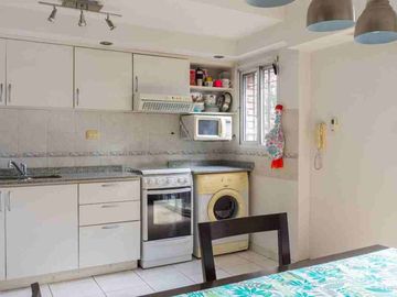 Venta departamento dos amb. con cochera San Isidro