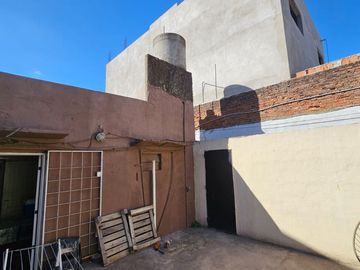 VENTA CASA 5 AMBIENTES RAMOS MEJIA LOTE PROPIO