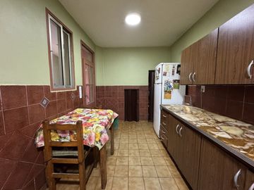 VENTA PH  5 AMB FLORES S/EXPENSAS PATIO Y TERRAZA