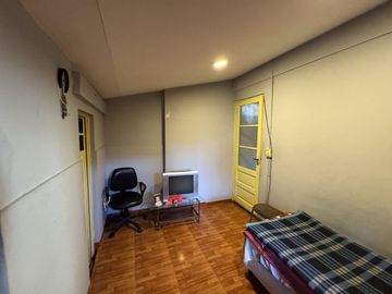 VENTA PH  5 AMB FLORES S/EXPENSAS PATIO Y TERRAZA