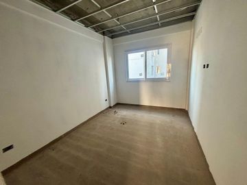 DEPTO 4 AMB NUEVO-BALCON-COCHERA-PARRILLA-LANUS