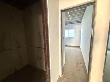 DEPTO 4 AMB NUEVO-BALCON-COCHERA-PARRILLA-LANUS