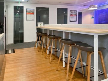 Fully serviced office space for you and your team in Regus One E-com Pasay