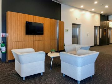 Private office space tailored to your business’ unique needs in Regus Enterprise Makati