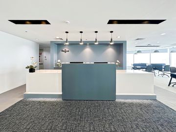 All-inclusive access to professional office space for 1 person in Regus PBCom Tower