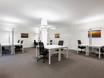 Move into ready-to-use office space for 15 employees in Regus Triumph Square