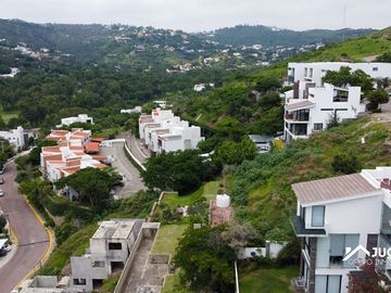 Terreno en Venta con Vista a Campo de Golf en Las Cañadas, Zapopan, Jalisco