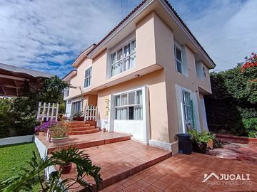 Casa con alberca en venta en Las Cañadas, Zapopan