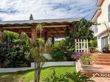 Casa con alberca en venta en Las Cañadas, Zapopan