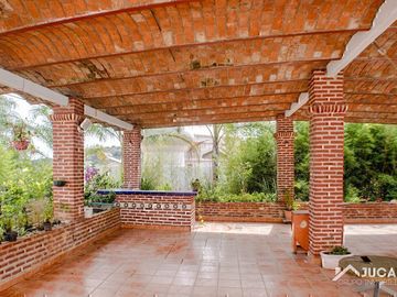 Casa con alberca en venta en Las Cañadas, Zapopan