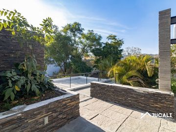 Casa en venta con alberca con vista campo de golf en Las Cañadas, Zapopan