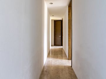 Casa en venta con alberca con vista campo de golf en Las Cañadas, Zapopan