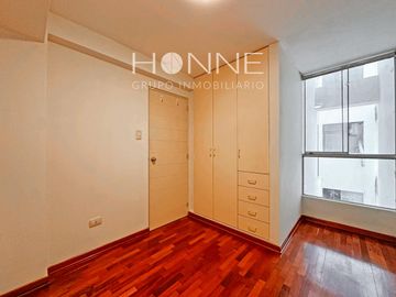 Se vende lindo departamento en BARRIO MEDICO
