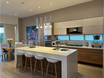 Casa campestre en venta sector Avenida 19 Norte