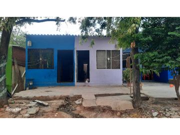 casa para remodelar cerca a 230 metros del  mar de taganga