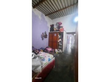 casa para remodelar cerca a 230 metros del  mar de taganga