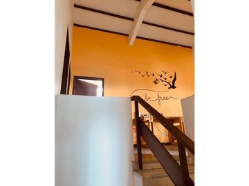 FLORA CASA EN LA FLORA  TRANQUILIDAD ALTA VALORIZACIÓN 200 O 800 M2