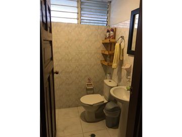FLORA CASA EN LA FLORA  TRANQUILIDAD ALTA VALORIZACIÓN 200 O 800 M2