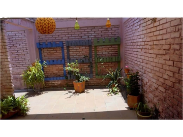 FLORA CASA EN LA FLORA  TRANQUILIDAD ALTA VALORIZACIÓN 200 O 800 M2