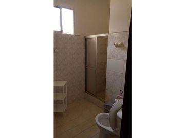 FLORA CASA EN LA FLORA  TRANQUILIDAD ALTA VALORIZACIÓN 200 O 800 M2