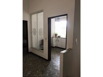 FLORA CASA EN LA FLORA  TRANQUILIDAD ALTA VALORIZACIÓN 200 O 800 M2