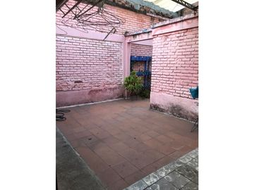 FLORA CASA EN LA FLORA  TRANQUILIDAD ALTA VALORIZACIÓN 200 O 800 M2