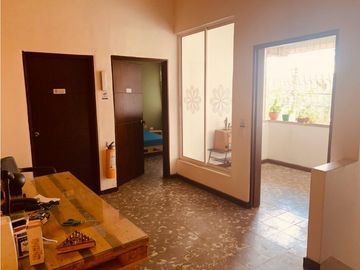 FLORA CASA EN LA FLORA  TRANQUILIDAD ALTA VALORIZACIÓN 200 O 800 M2